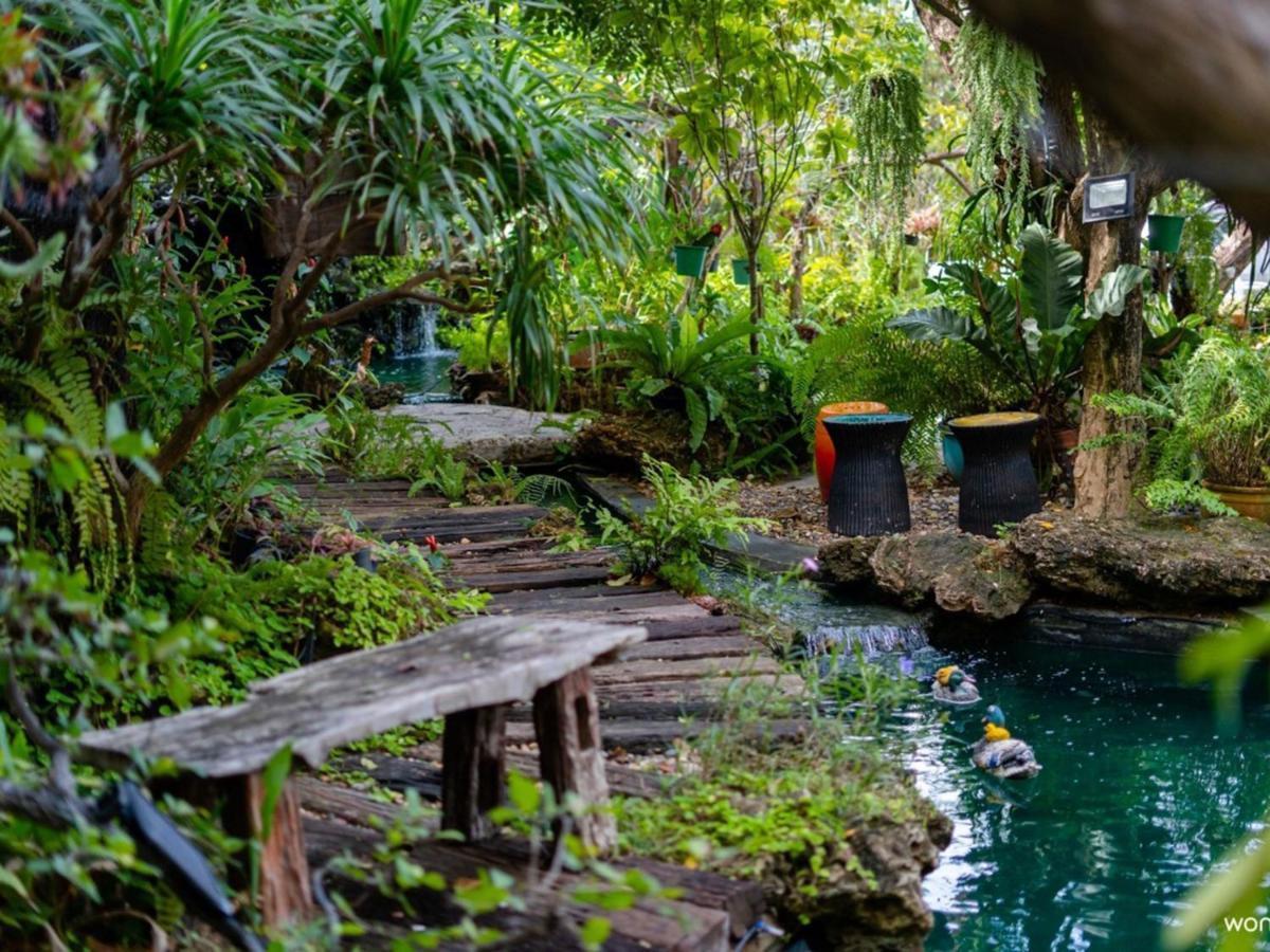 Crystal Resort Korat Накхонратчасима Экстерьер фото