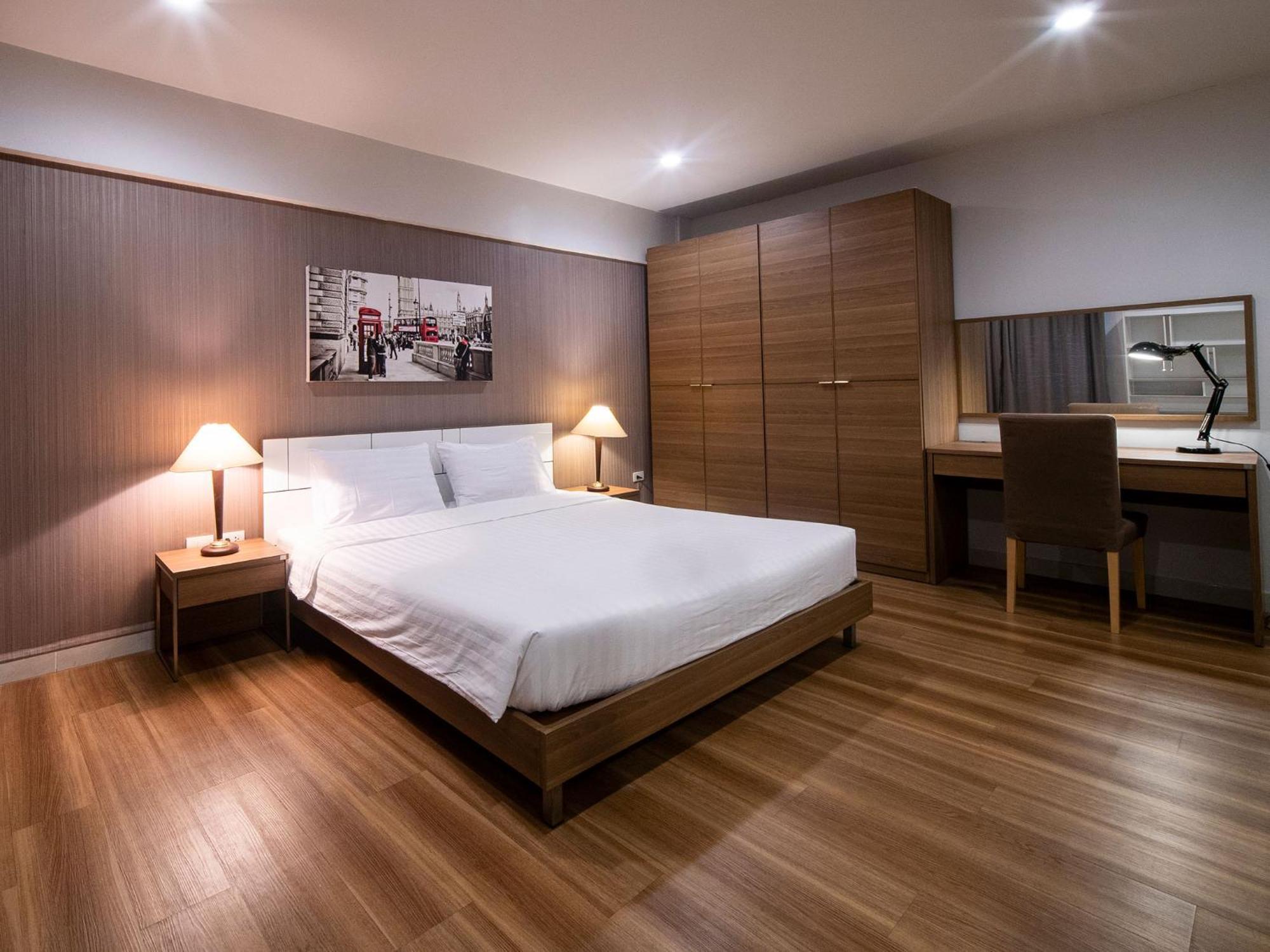 Crystal Resort Korat Накхонратчасима Экстерьер фото