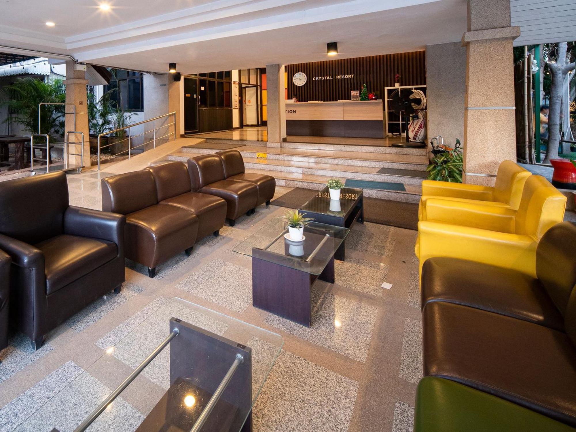 Crystal Resort Korat Накхонратчасима Экстерьер фото